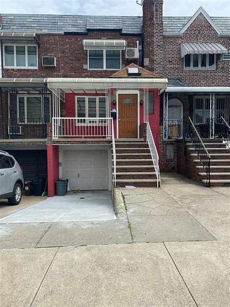 See photos and price history of this 3 bed, 1 bath, 1,142 Sq. . E 28th st